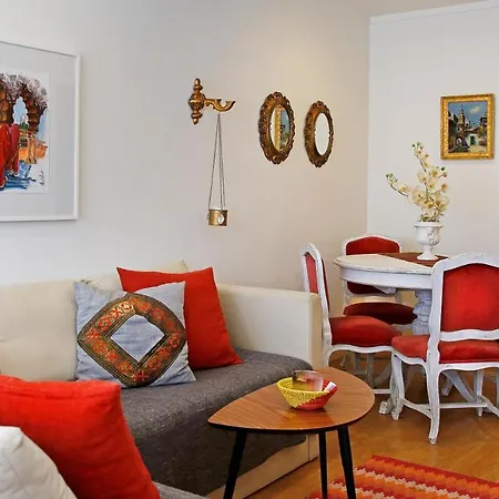 Apartamento Anjos 44 *