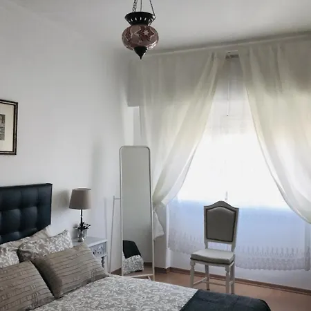Anjos 44 * Lisbon